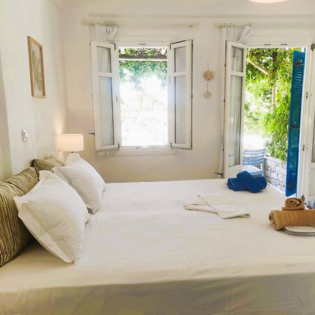 Villa Le Grand Bleu Katapola Luaran gambar