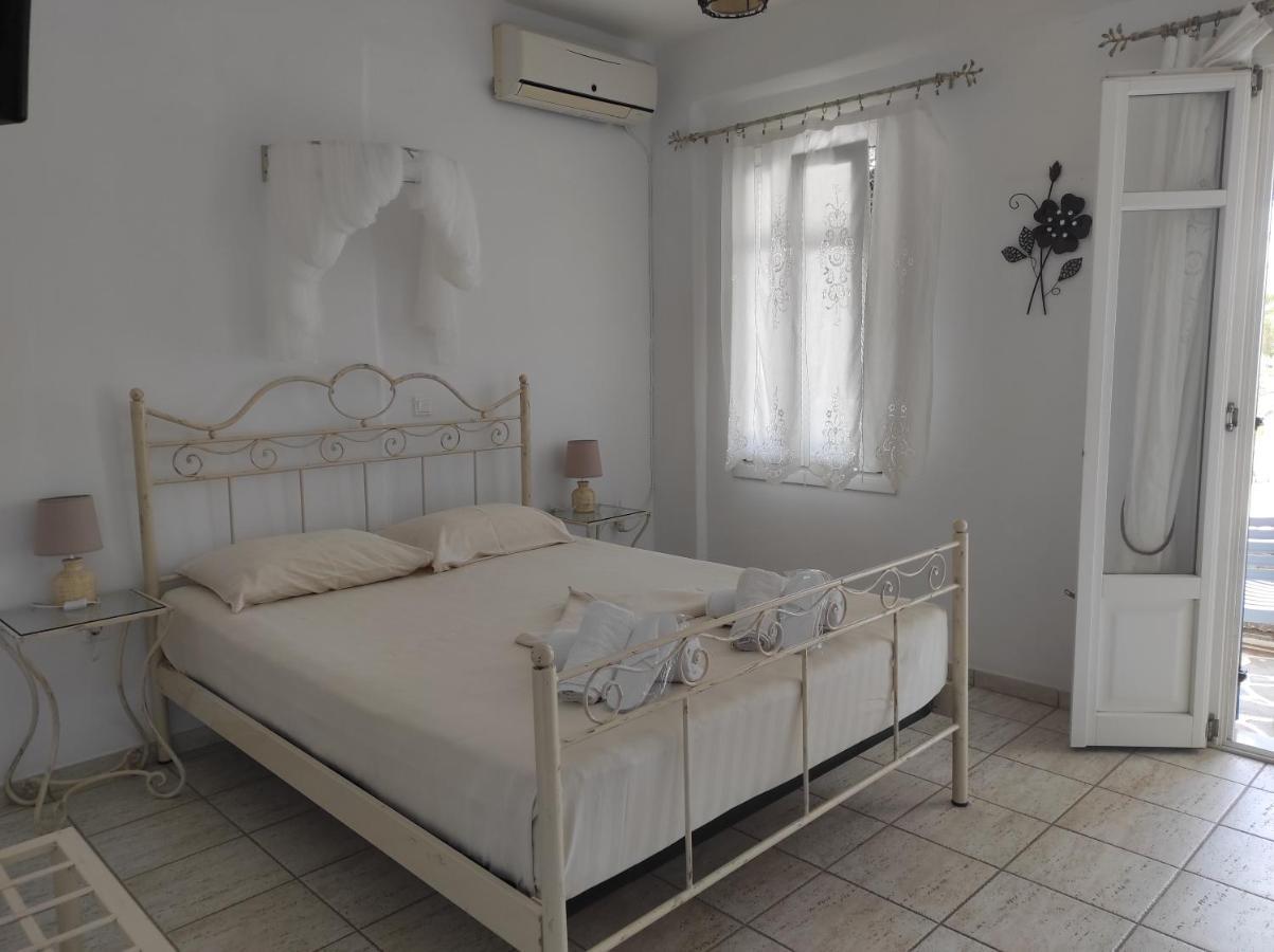Villa Le Grand Bleu Katapola Luaran gambar