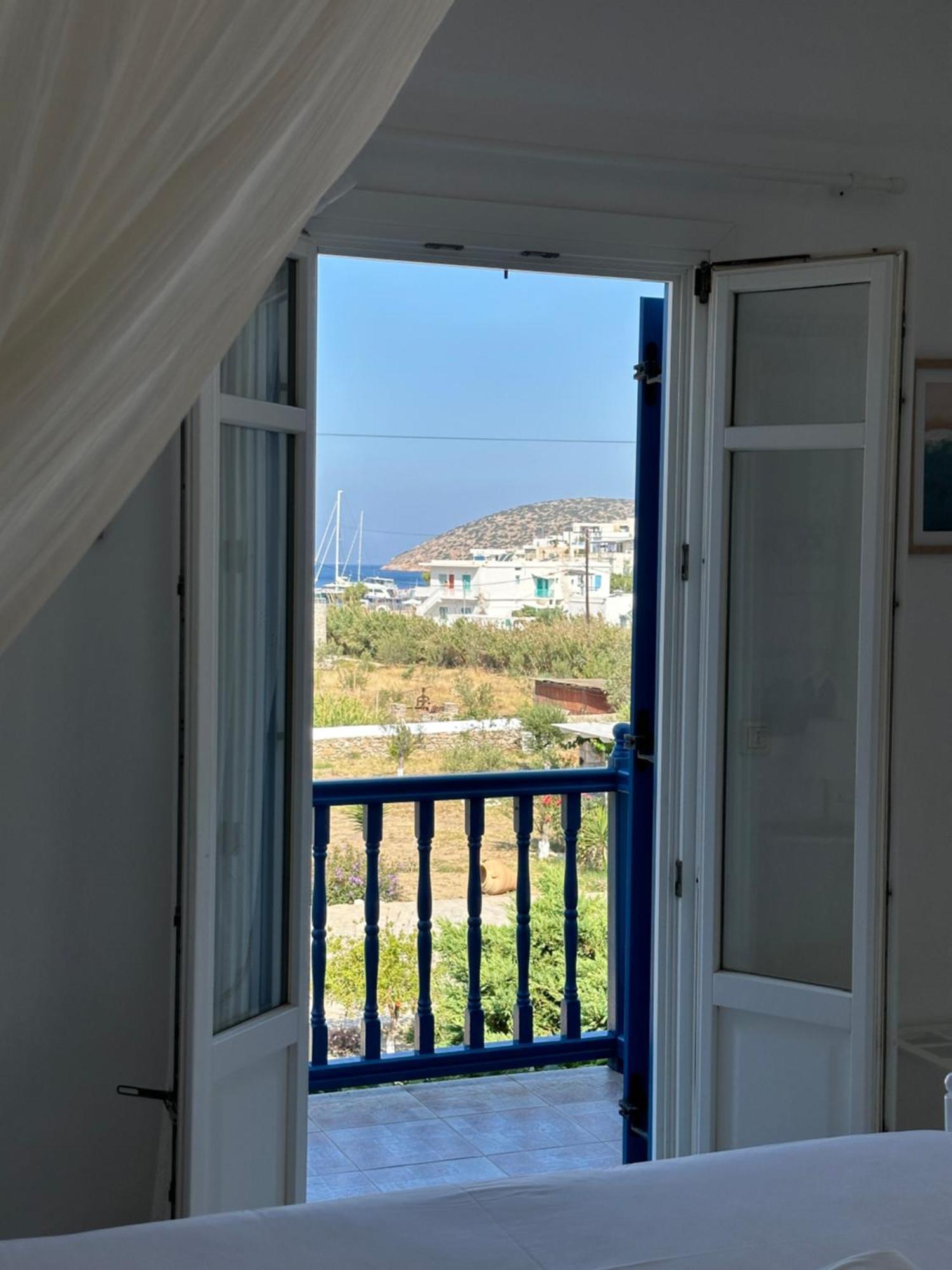 Villa Le Grand Bleu Katapola Luaran gambar