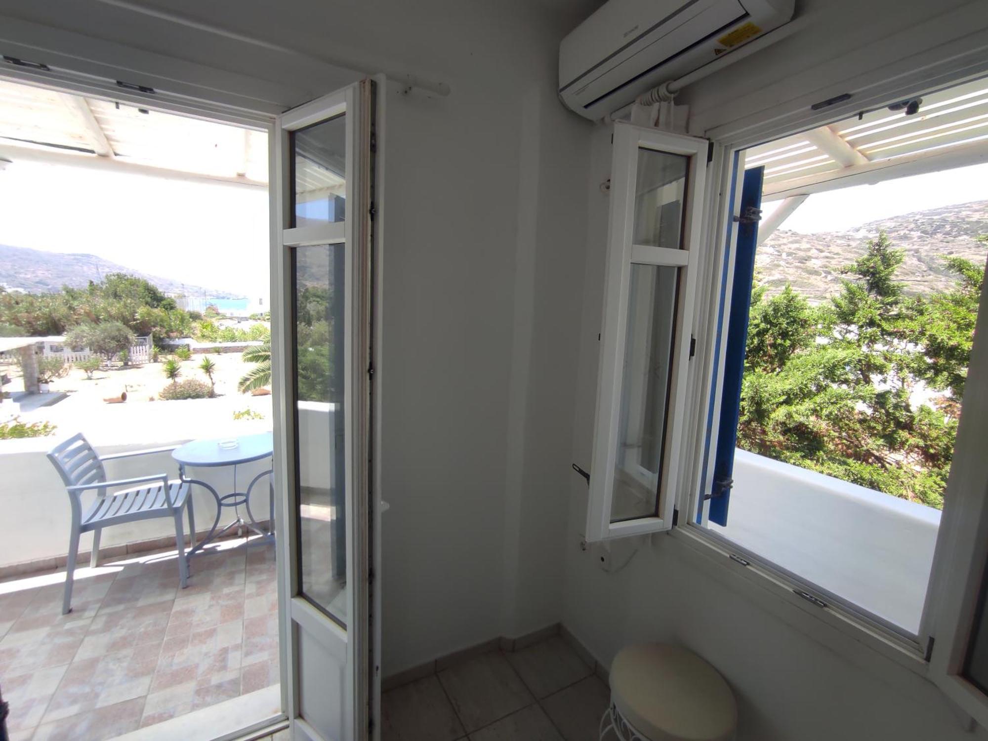 Villa Le Grand Bleu Katapola Luaran gambar