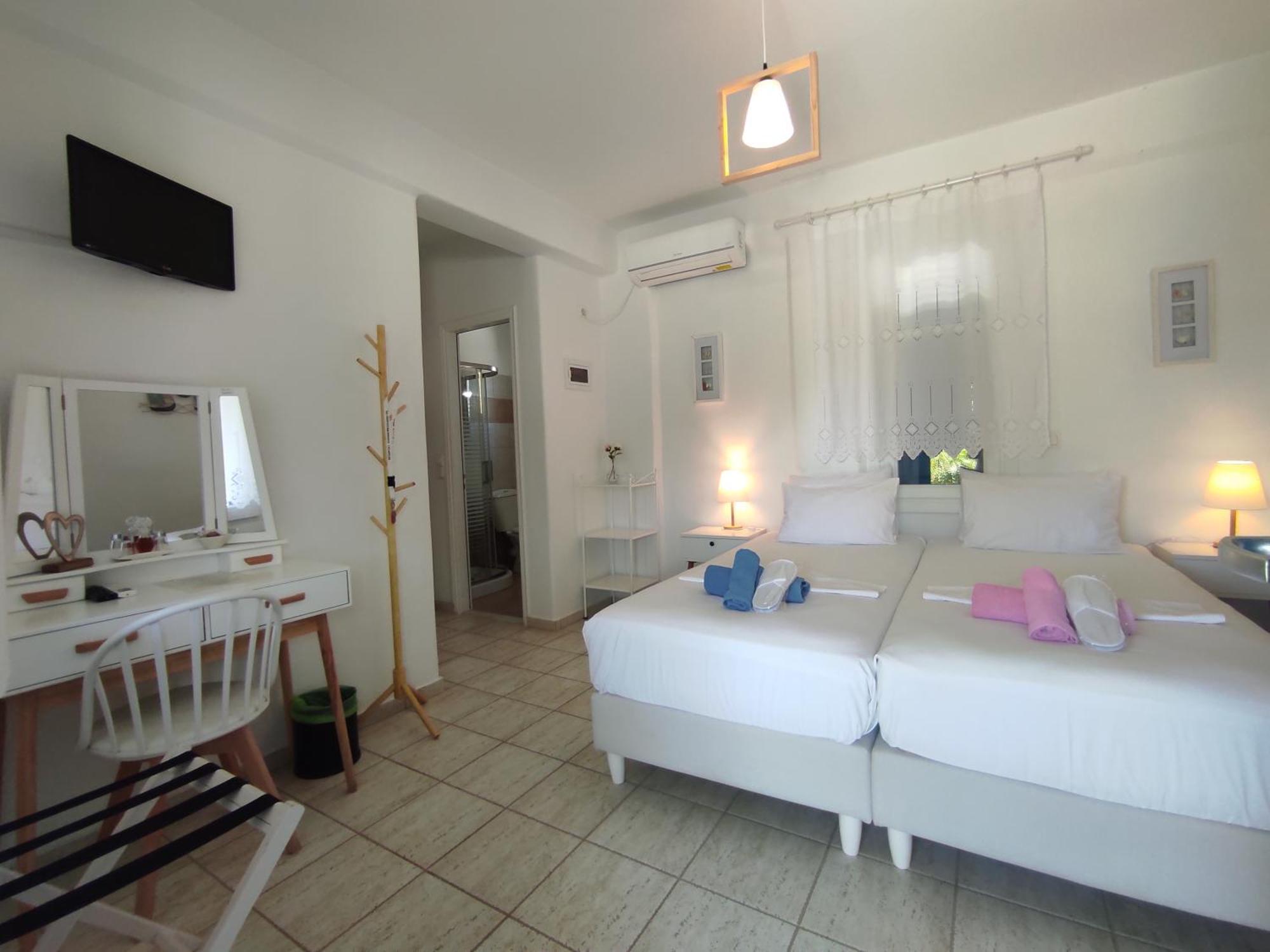 Villa Le Grand Bleu Katapola Luaran gambar