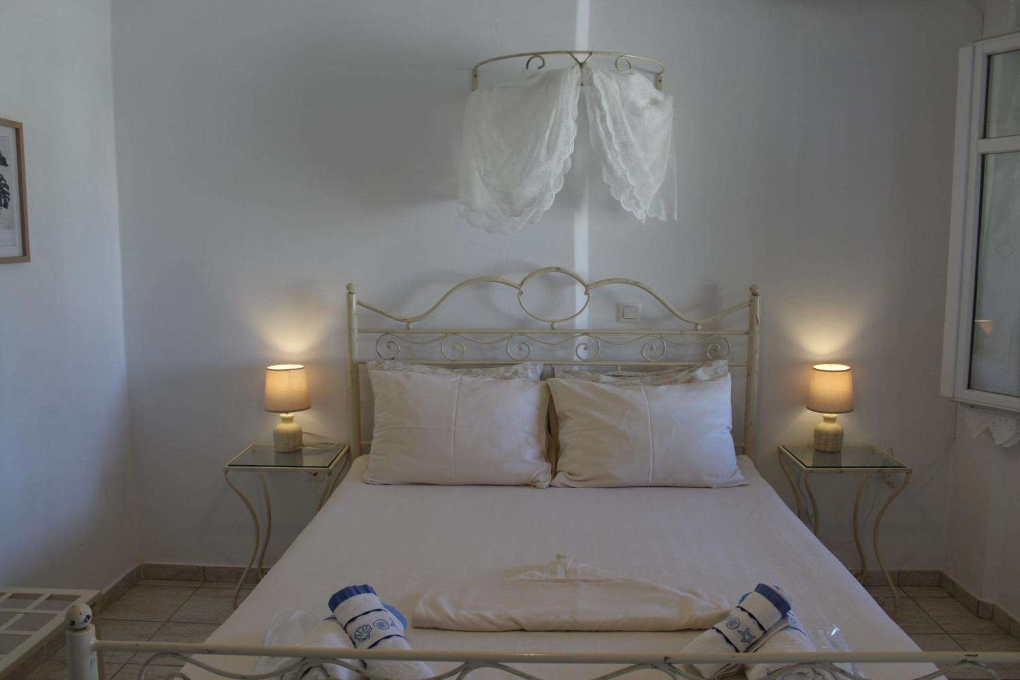 Villa Le Grand Bleu Katapola Luaran gambar