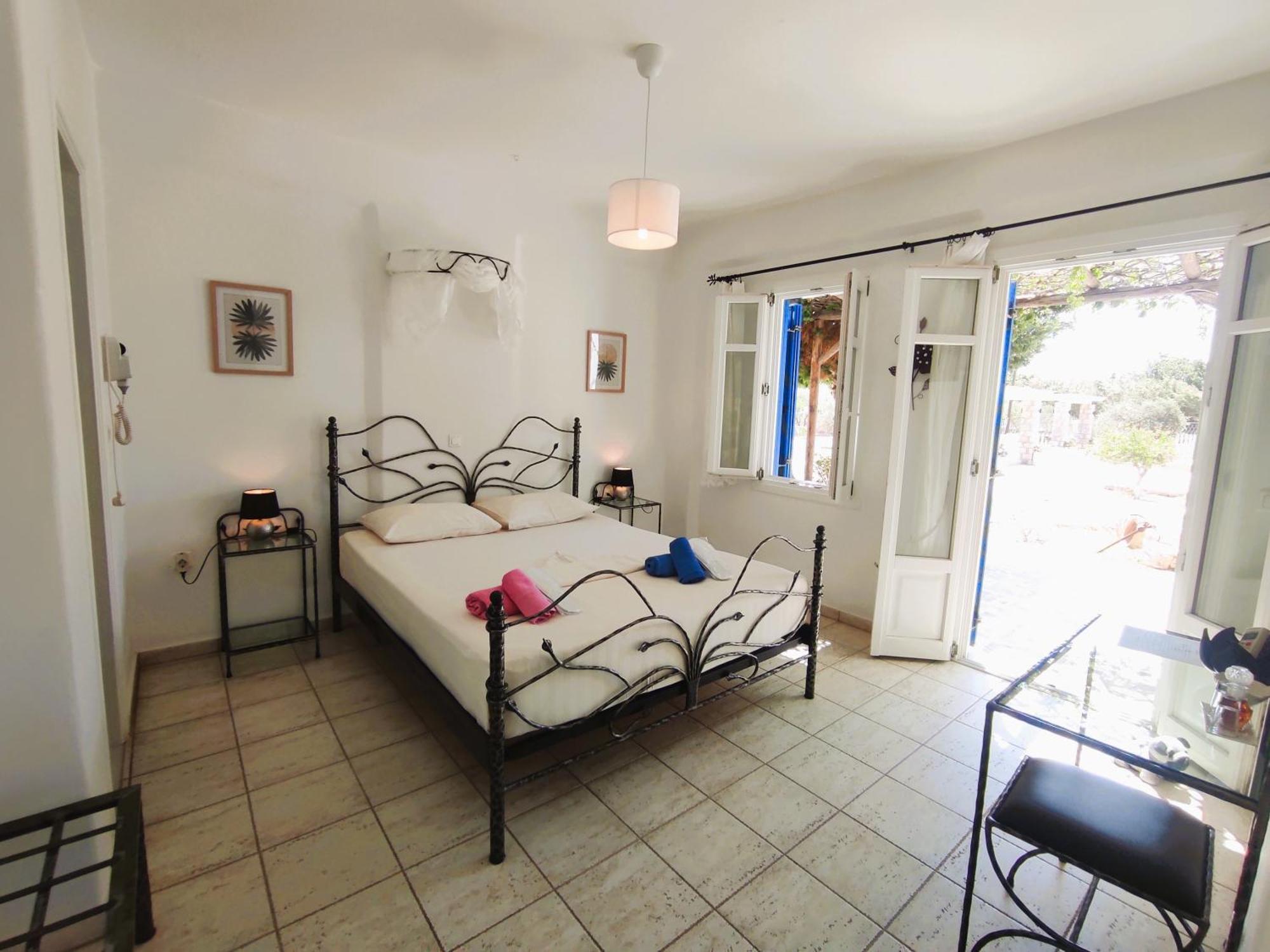 Villa Le Grand Bleu Katapola Luaran gambar