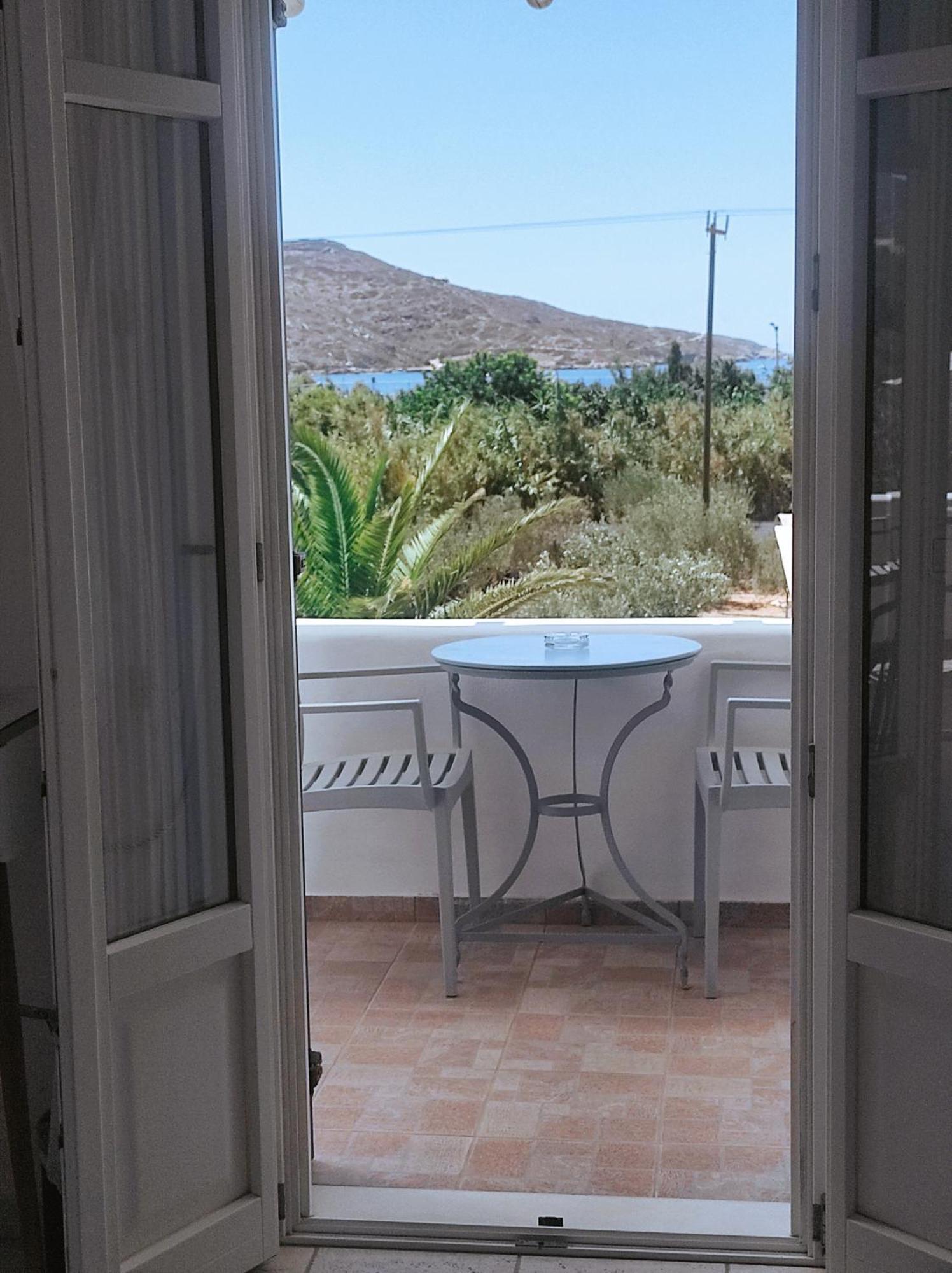 Villa Le Grand Bleu Katapola Luaran gambar